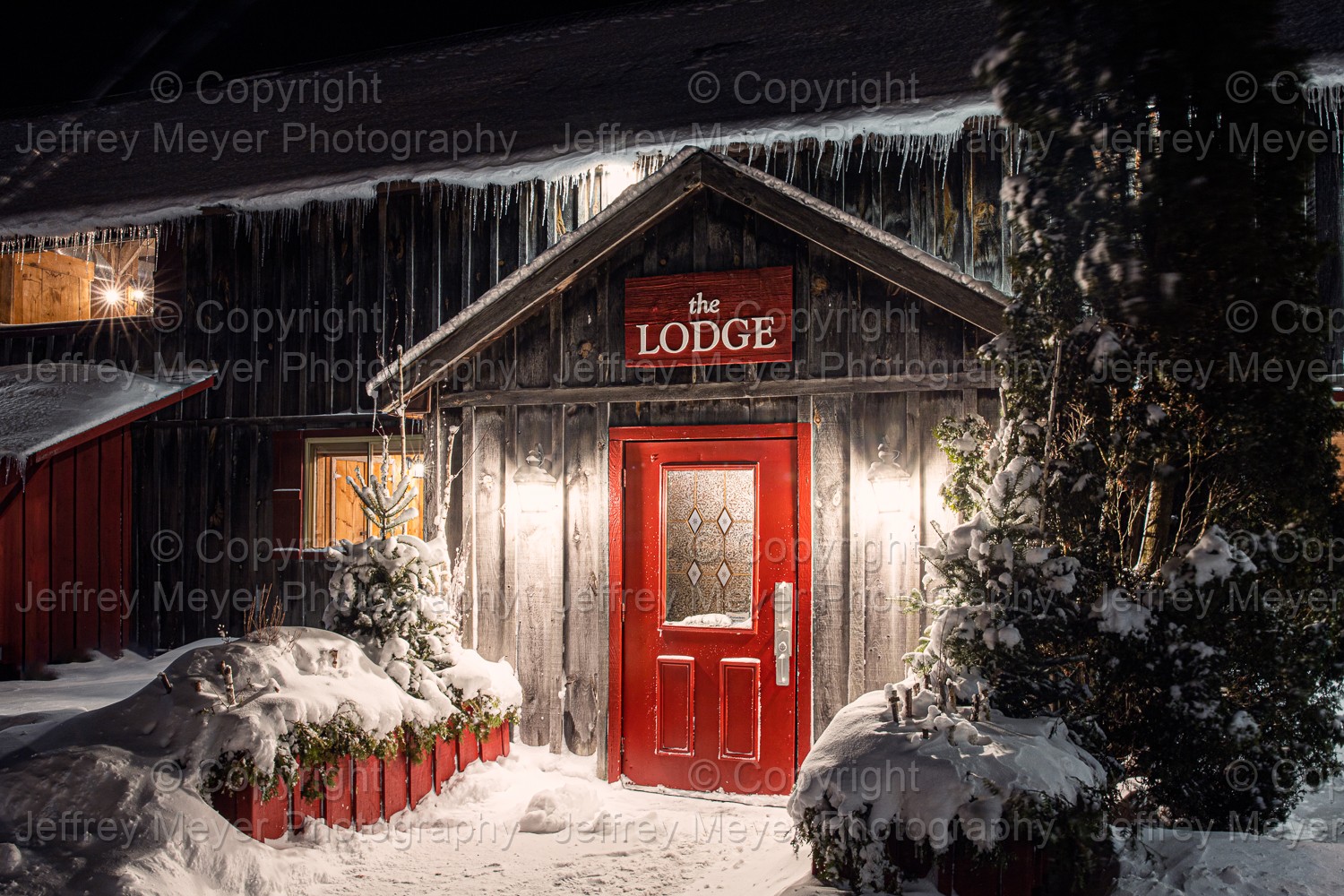 The Lodge at Strathmere | North Gower, Ontario winter, red door, strathmere, north gower, 